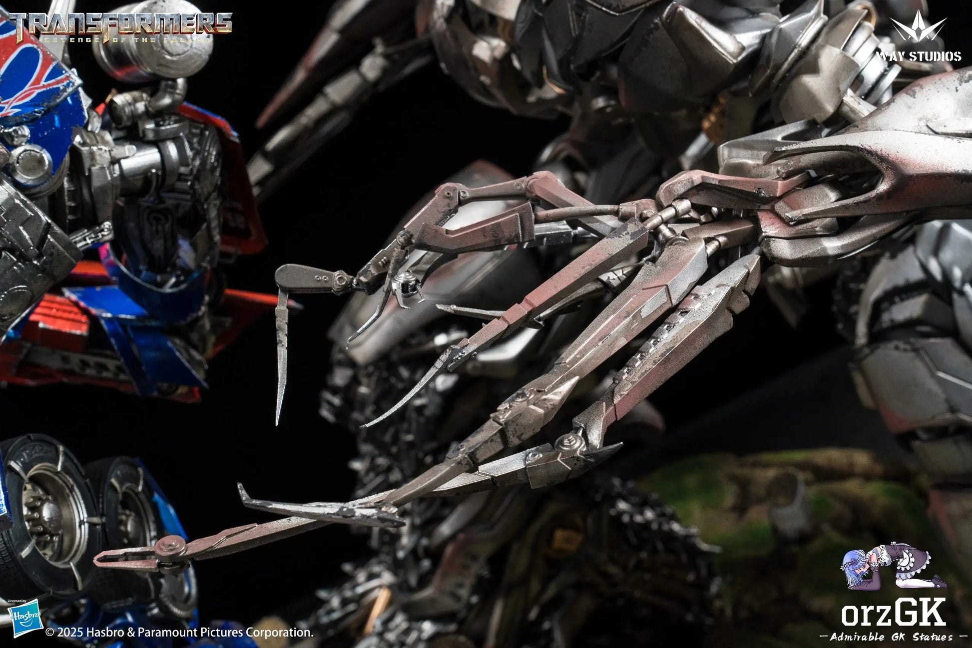 WAY Studio: Transformers – Revenge of the Fallen Optimus Prime vs Megatron Scene Statue (Licensed Collectible) (Pre-Order) WAY Studio