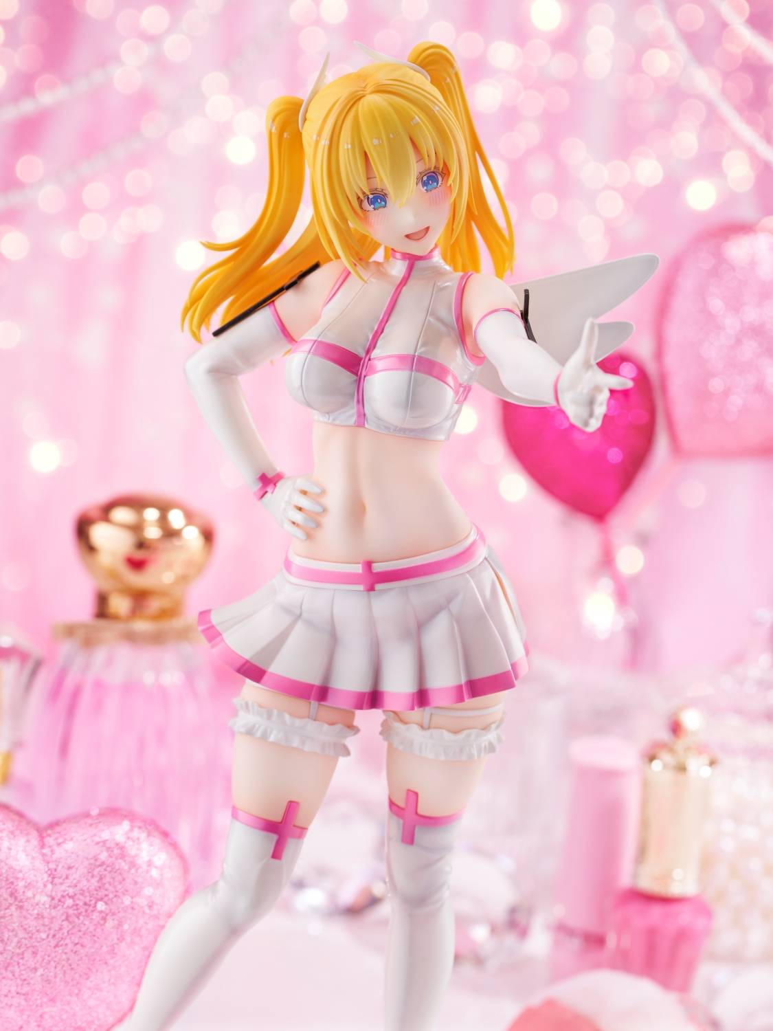 2.5 Dimensional Seduction: Lilysa Amano - Liliel, True Angel Form 1/6 [Bellfine]