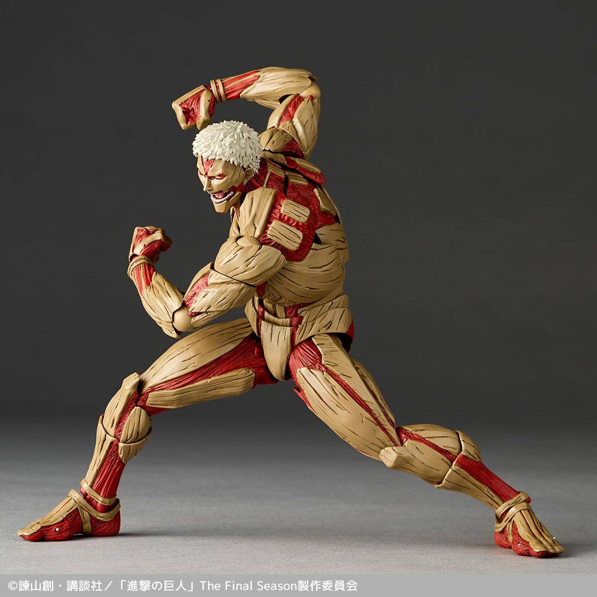 Amazing Yamaguchi / Revoltech: Attack on Titan - Armored Titan (Limited + Bonus) [Kaiyodo]