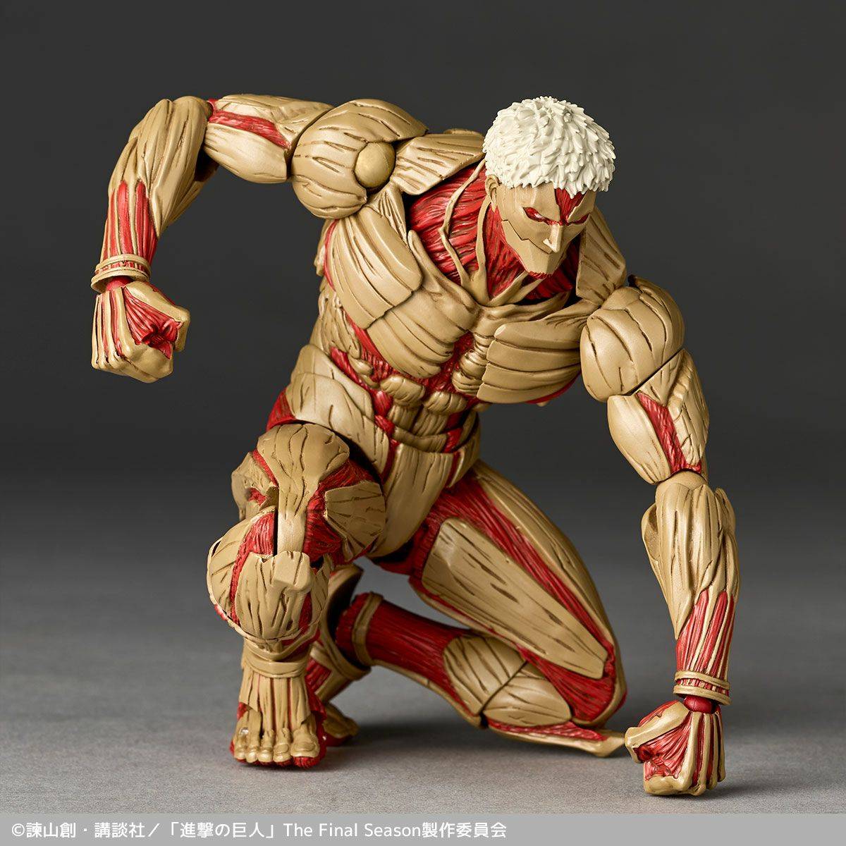 [Kaiyodo] Amazing Yamaguchi / Revoltech: Attack on Titan - Armored Titan (Limited + Bonus) (Reissue) (Pre-Order)