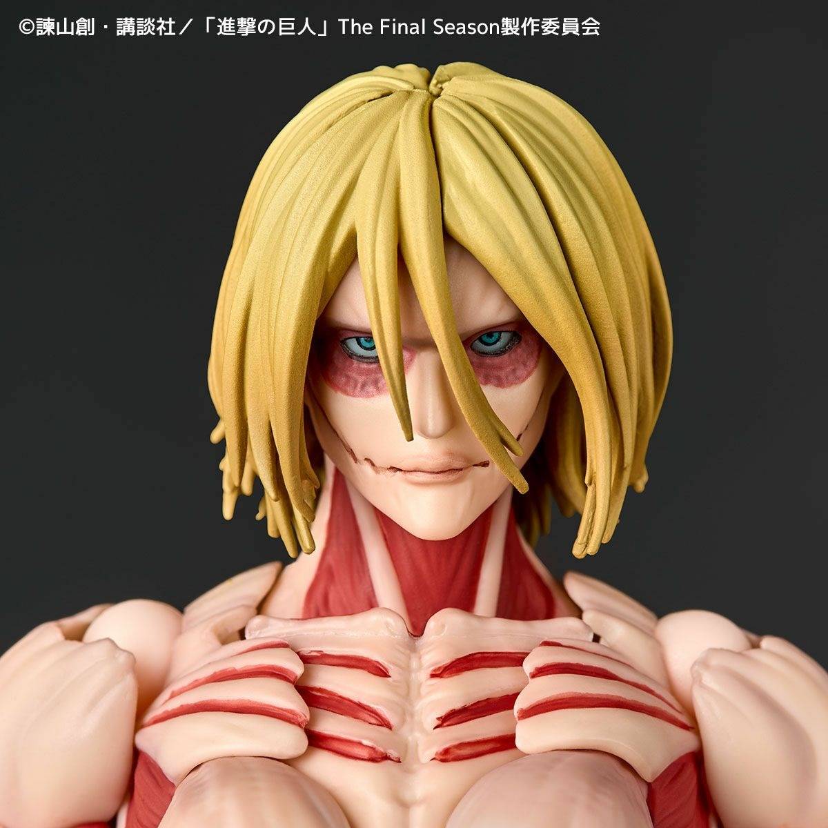 [Kaiyodo] Amazing Yamaguchi / Revoltech: Attack on Titan - Female Titan (Limited + Bonus) (Reissue) (Pre-Order)