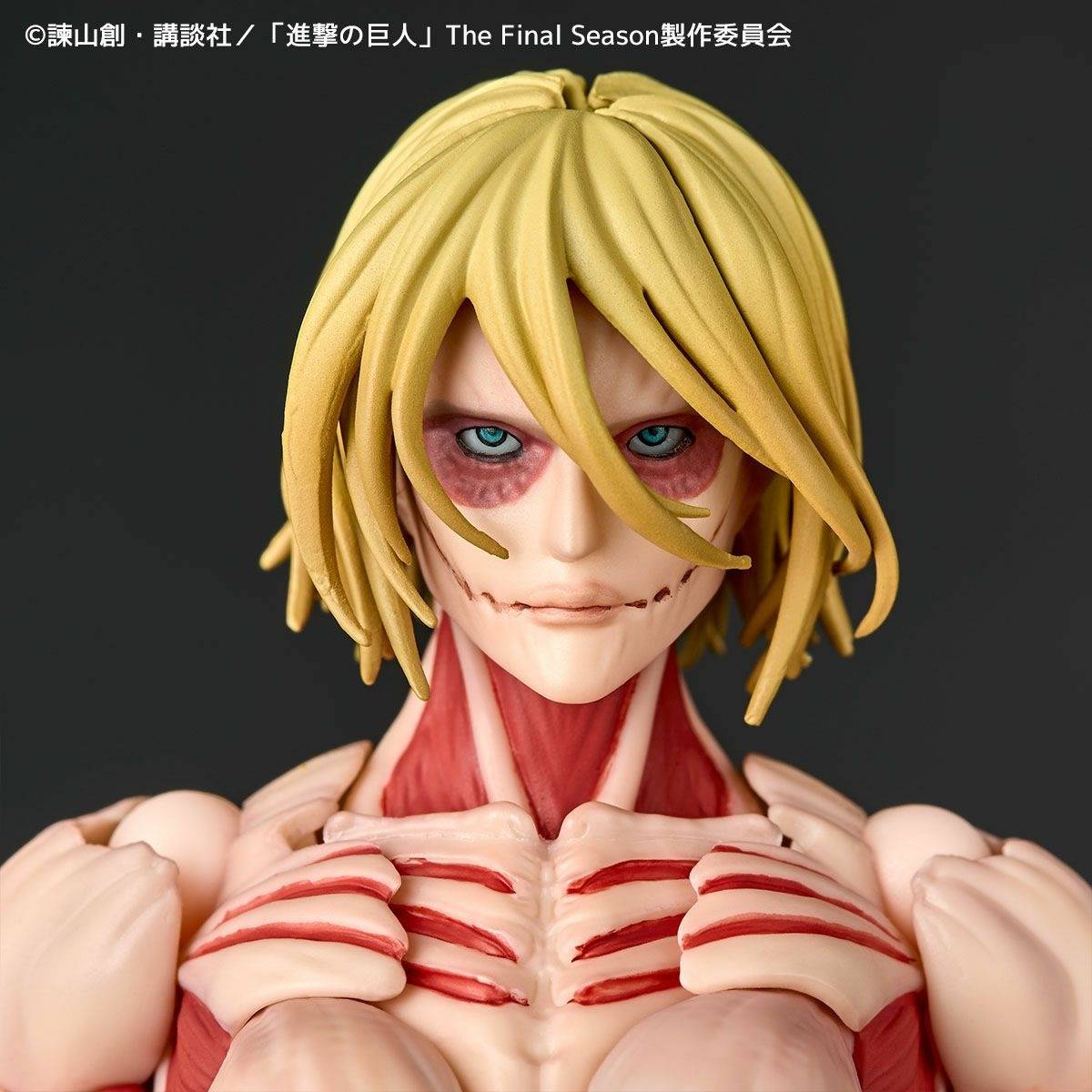 [Kaiyodo] Amazing Yamaguchi / Revoltech: Attack on Titan - Female Titan (Limited + Bonus) (Reissue) (Pre-Order)