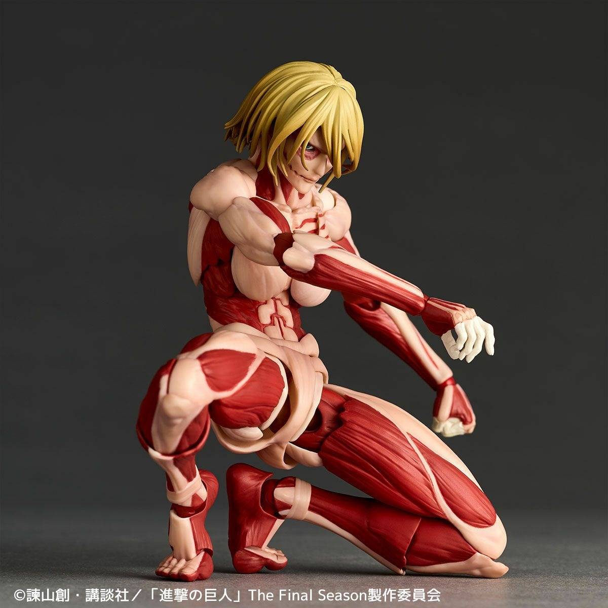 [Kaiyodo] Amazing Yamaguchi / Revoltech: Attack on Titan - Female Titan (Limited + Bonus) (Reissue) (Pre-Order)