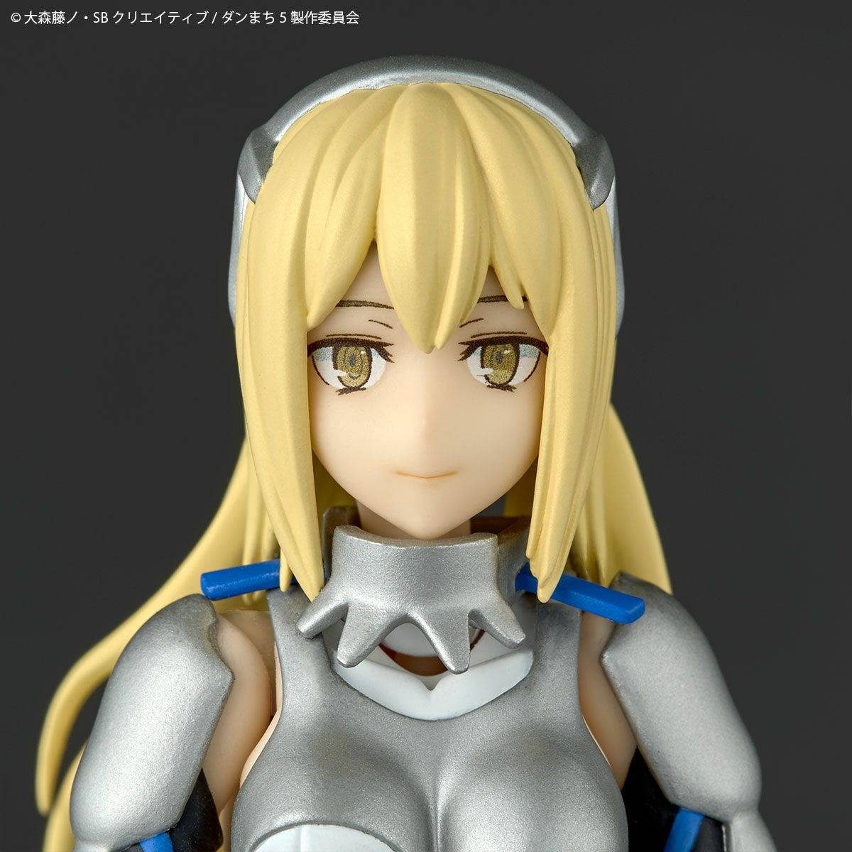 [Kaiyodo] Amazing Yamaguchi / Revoltech: Is It Wrong to Try to Pick Up Girls in a Dungeon - Ais Wallenstein (Limited Edition) (Pre-Order)