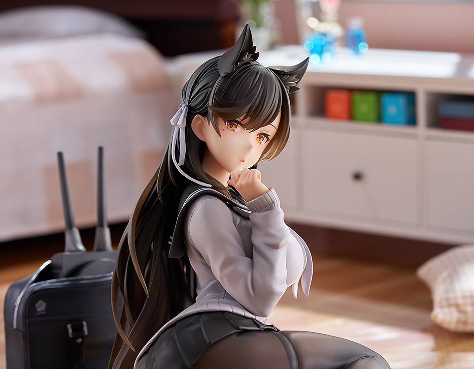 [Wave] Azur Lane: Atago - School Traumerei Ver. 1/7 (Pre-Order)
