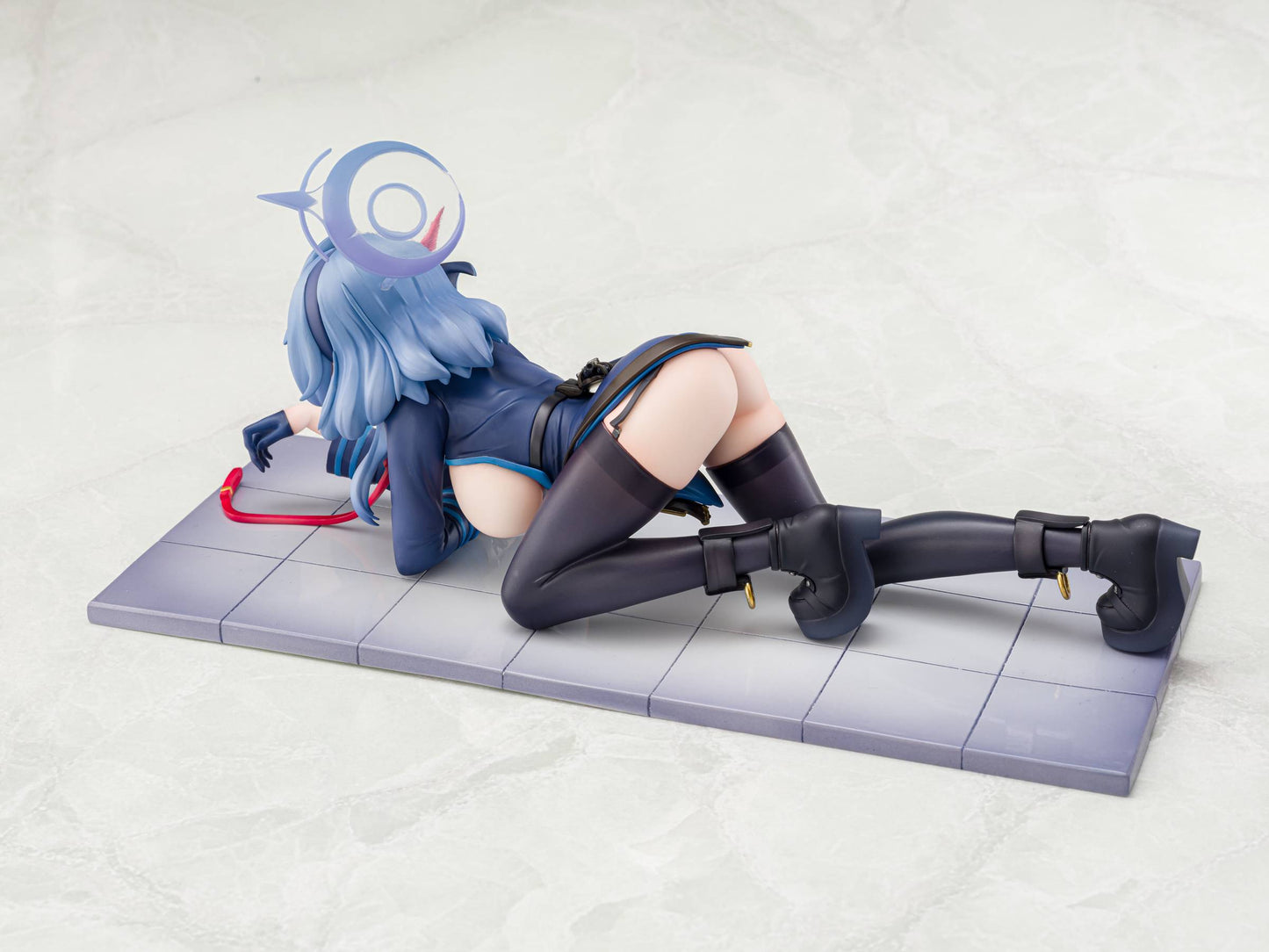 [Oami] Blue Archive: Ako (Memorial Lobby Ver.) 1/7 (Pre-Order)