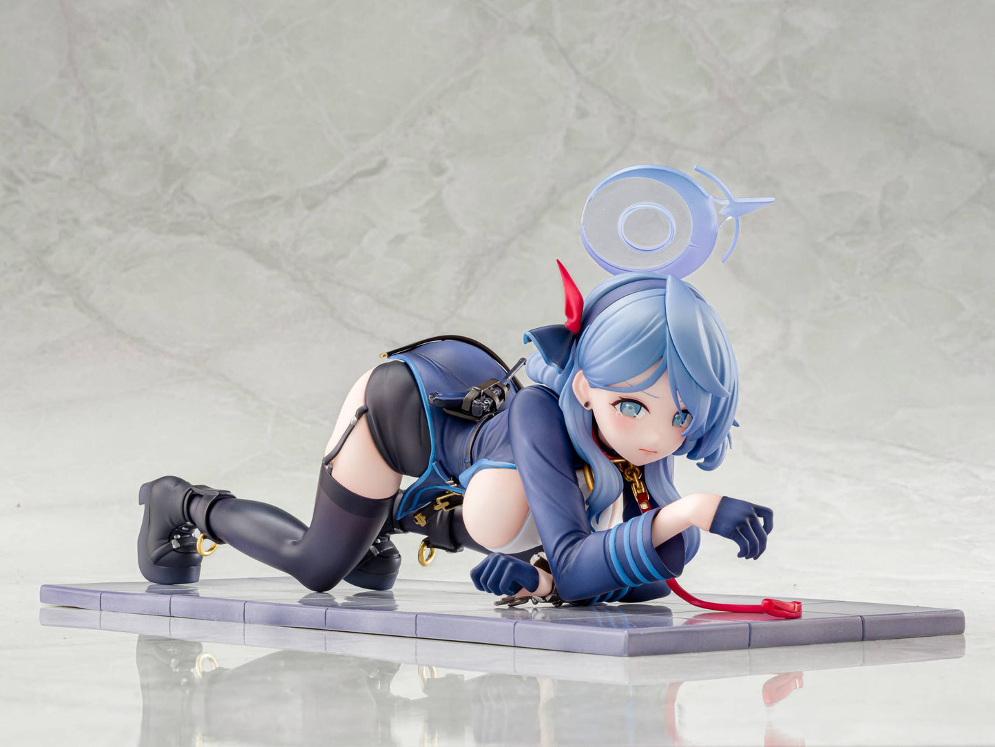 [Oami] Blue Archive: Ako (Memorial Lobby Ver.) 1/7 (Pre-Order)