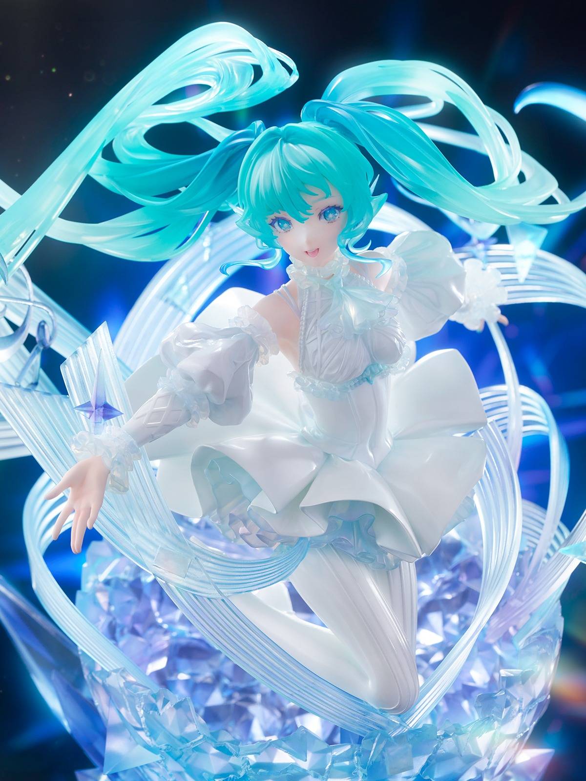 [Shibuya Scramble] Character Vocal Series 01: Hatsune Miku (Crystal Dress Ver.) 1/7 (Pre-Order)