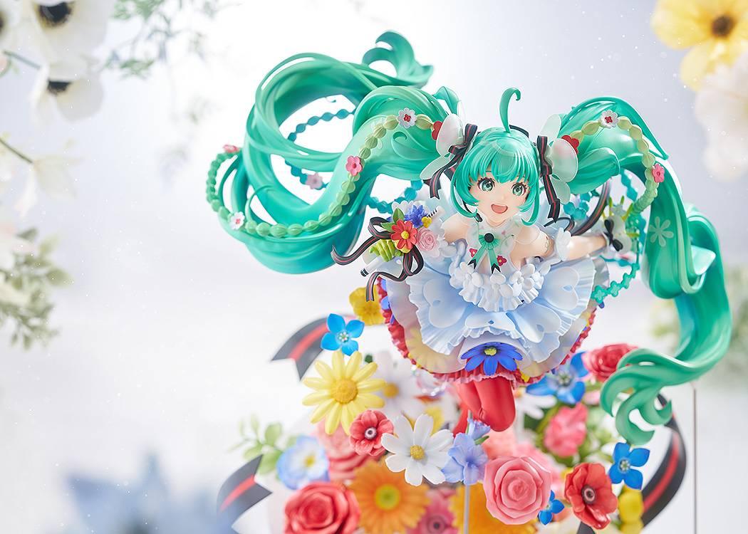 [Good Smile Company] Character Vocal Series 01: Hatsune Miku - Japan Live Tour 2025 -BLOOMING- Ver. 1/7 (Pre-order) Good Smile Company