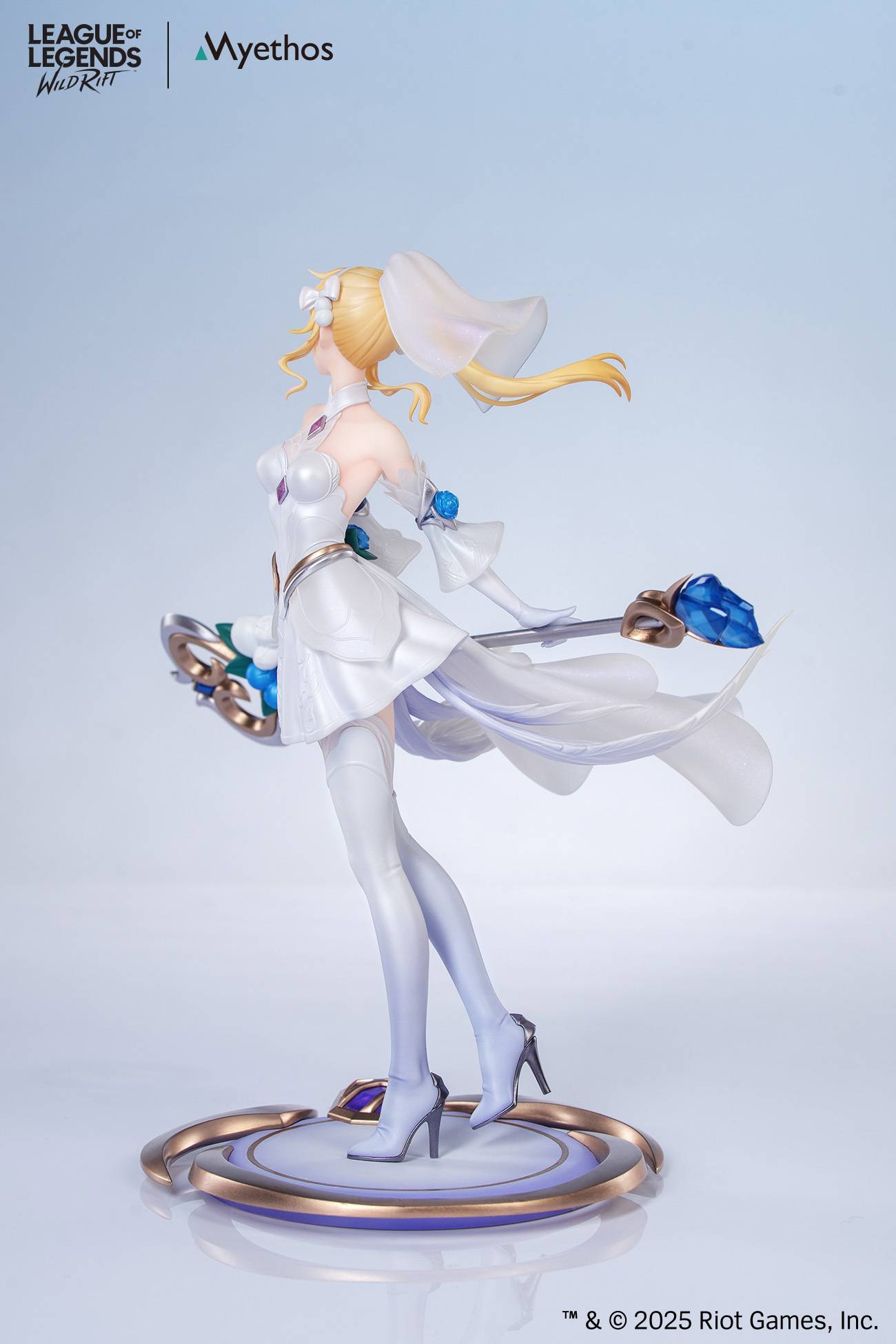 League of Legends: Lux Crystal Rose Ver. 1/8 Scale Figure by Myethos (Gift+) (Pre-Order) Myethos