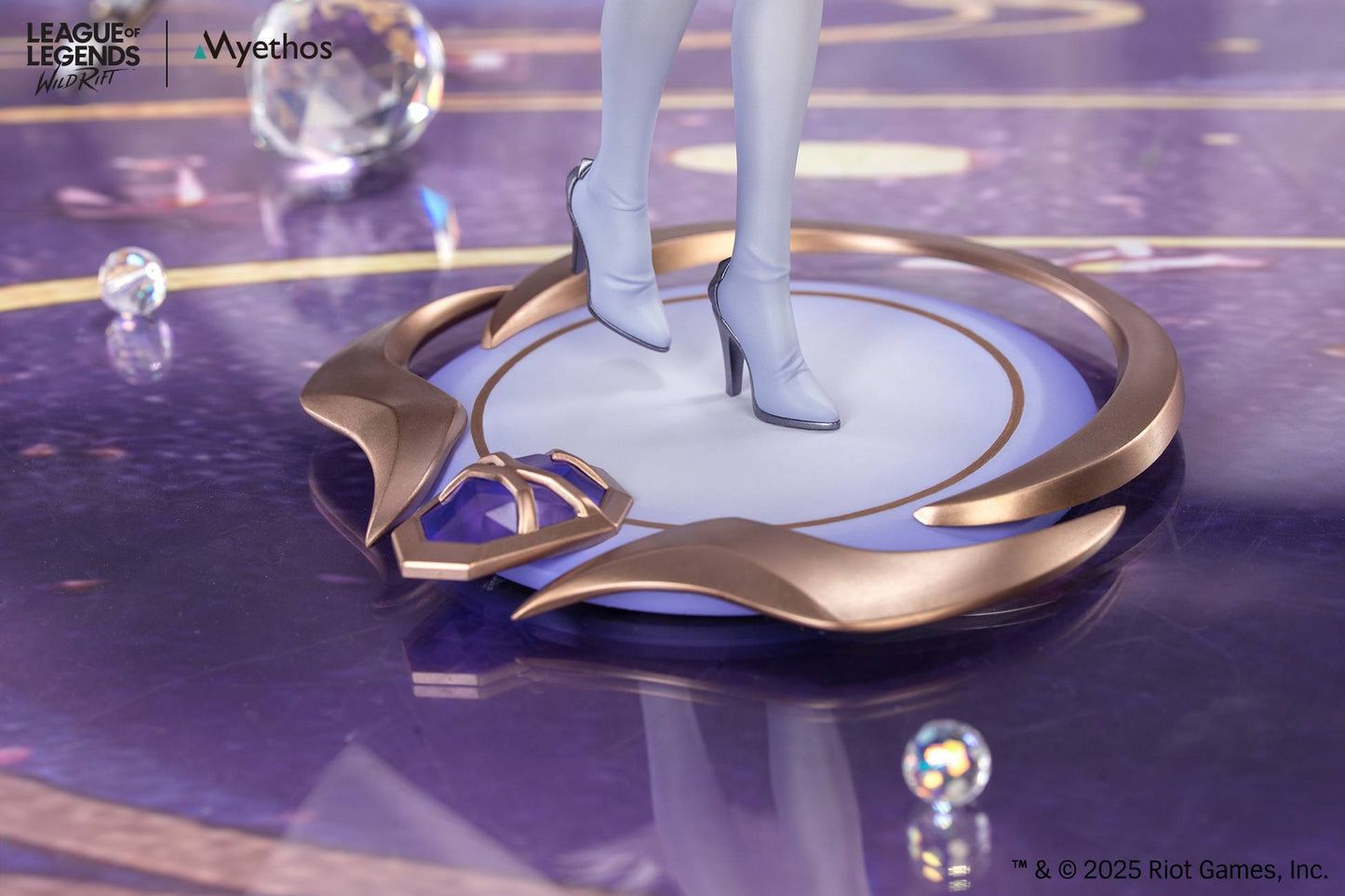 League of Legends: Lux Crystal Rose Ver. 1/8 Scale Figure by Myethos (Gift+) (Pre-Order) Myethos