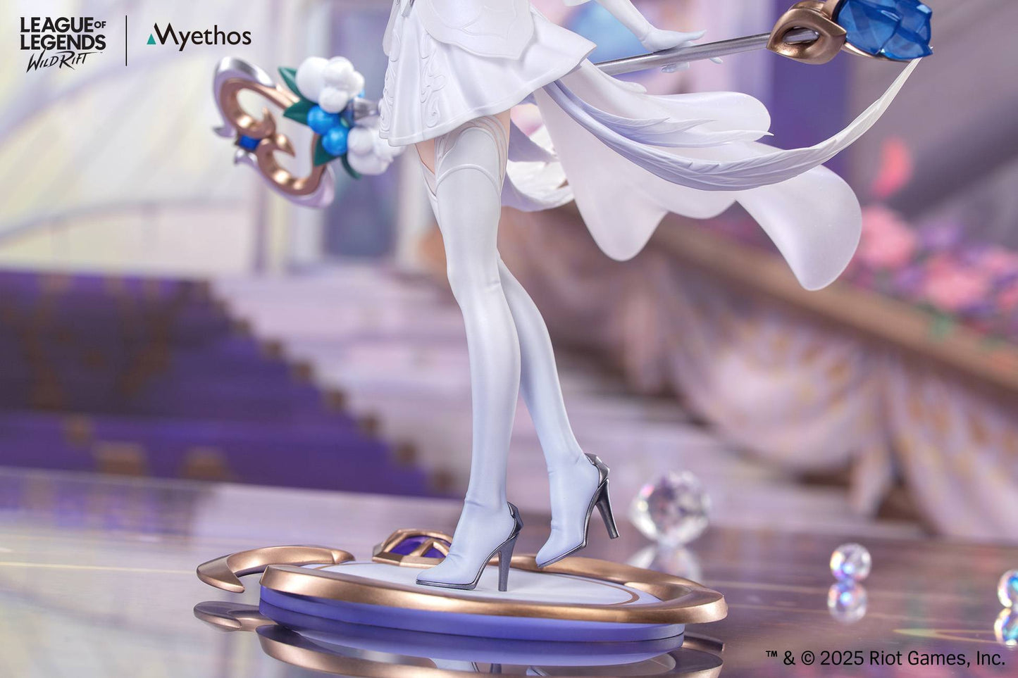 League of Legends: Lux Crystal Rose Ver. 1/8 Scale Figure by Myethos (Gift+) (Pre-Order) Myethos