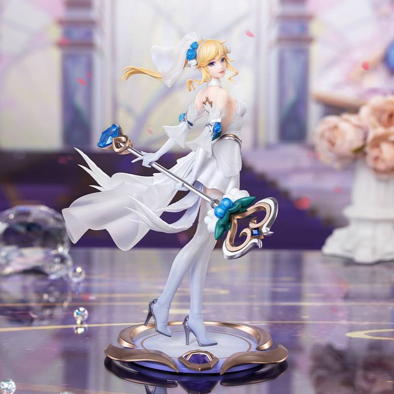 League of Legends: Lux Crystal Rose Ver. 1/8 Scale Figure by Myethos (Gift+) (Pre-Order) Myethos