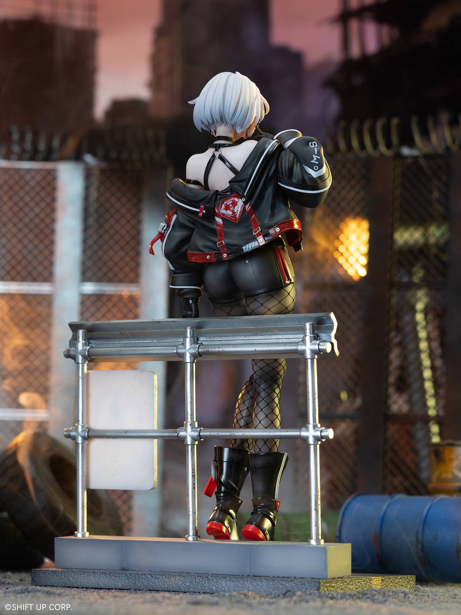 Goddess of Victory: NIKKE – Drake (Villain Racer Ver.) 1/6 Scale Figure [KAWA DESIGN] (Pre-Order) KAWA DESIGN