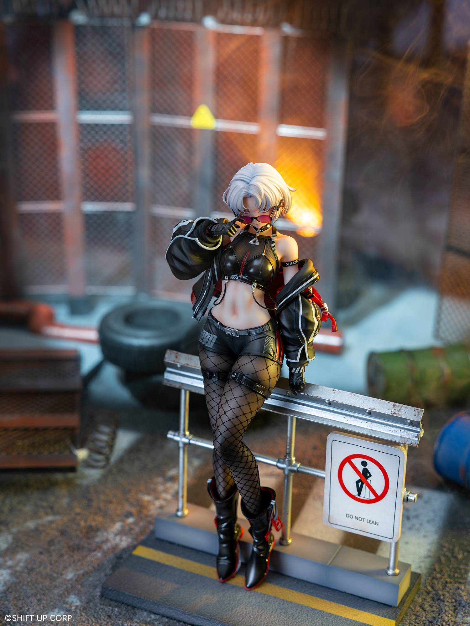 Goddess of Victory: NIKKE – Drake (Villain Racer Ver.) 1/6 Scale Figure [KAWA DESIGN] (Pre-Order) KAWA DESIGN