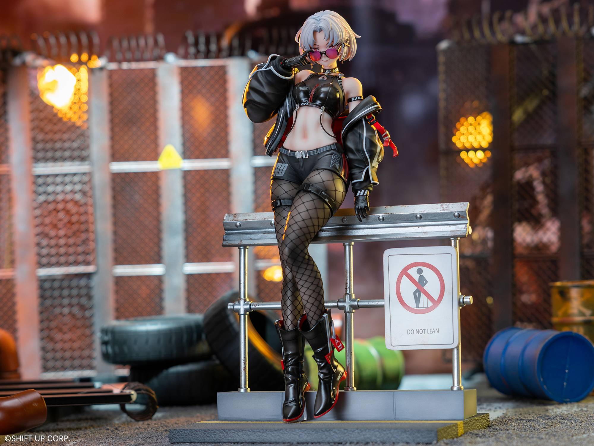 Goddess of Victory: NIKKE – Drake (Villain Racer Ver.) 1/6 Scale Figure [KAWA DESIGN] (Pre-Order) KAWA DESIGN