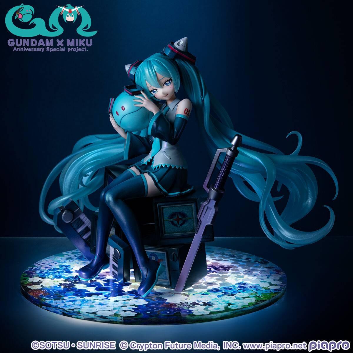 [MegaHouse] Lucrea Series: Gundam x Hatsune Miku - Mobile Suit Gundam 00 Ver. (Limited Edition) (Pre-Order) MegaHouse