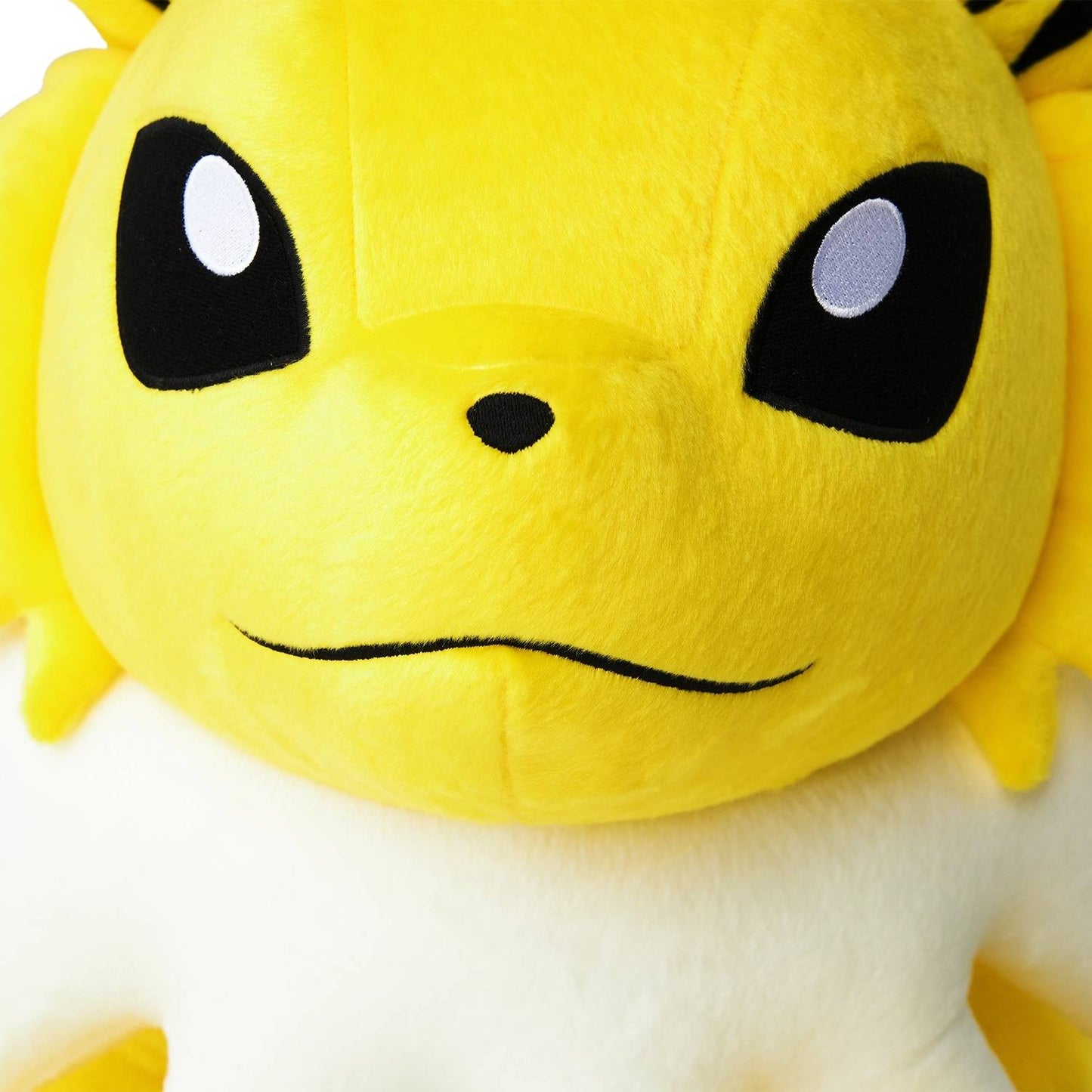 Pokemon: Life-size Plush - Jolteon lying down (Limited Edition) [The Pokémon Company]