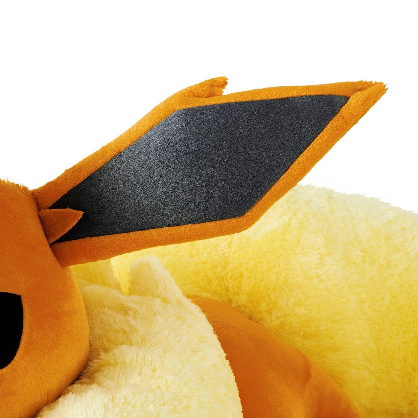 Pokemon: Life-size Plush - Flareon lying down (Limited Edition) [The Pokémon Company]