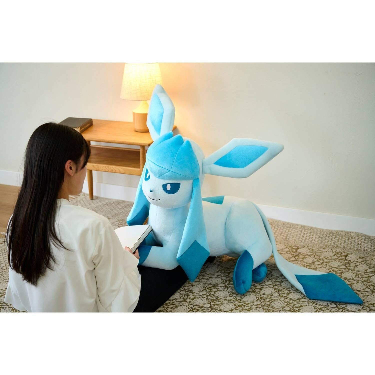 [The Pokémon Company] Pokémon: Life-Size Plush - Glaceon (Lying Down Ver.) (Limited Edition) (Pre-Order) - AnisoftPH