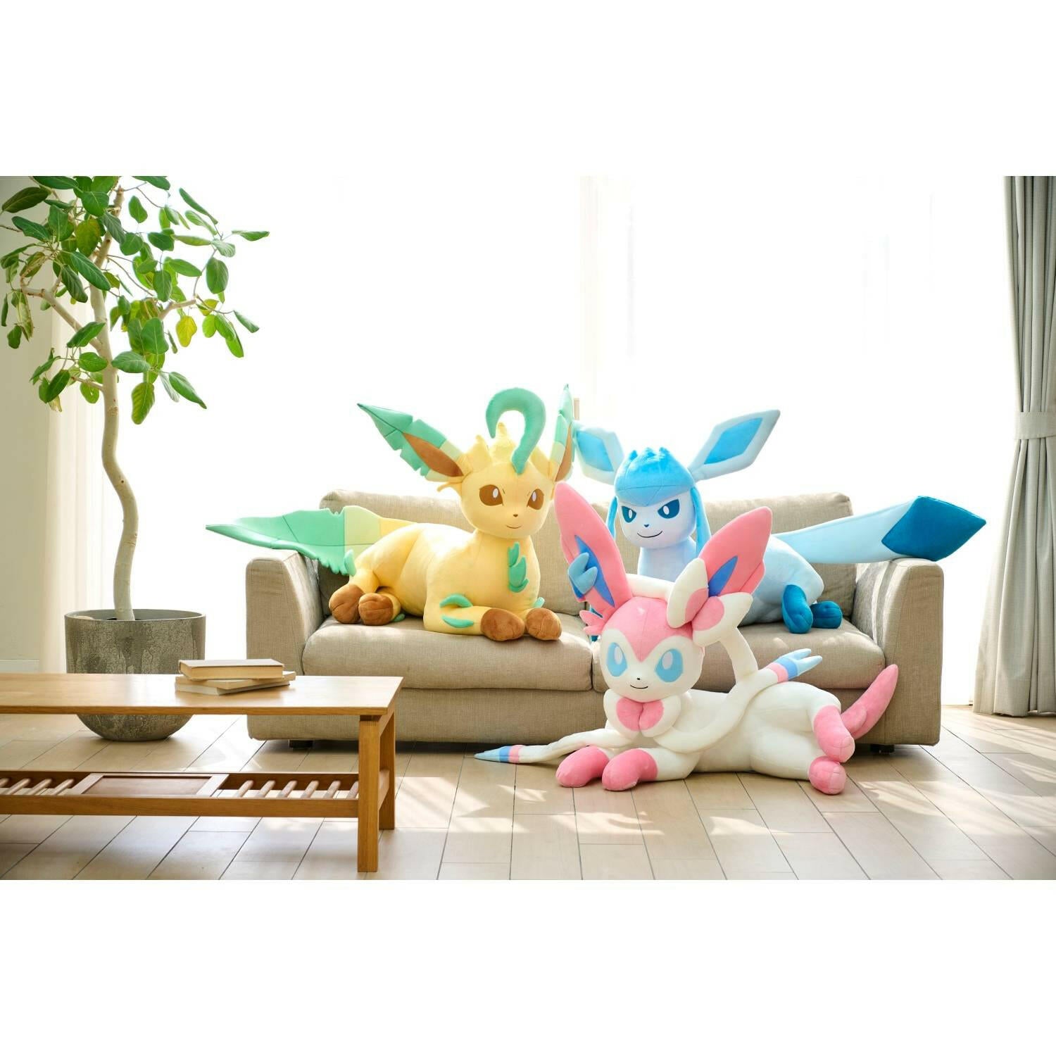 [The Pokémon Company] Pokémon: Life-Size Plush - Leafeon (Lying Down Ver.) (Limited Edition) (Pre-Order) - AnisoftPH