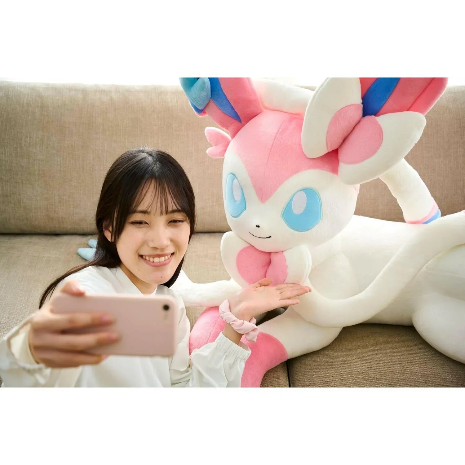 [The Pokémon Company] Pokémon: Life-Size Plush - Sylveon (Lying Down Ver.) (Limited Edition) (Pre-Order) - AnisoftPH
